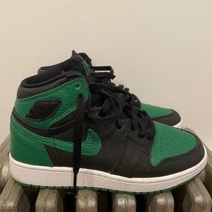Air jordans ‘pine green 2.0’
